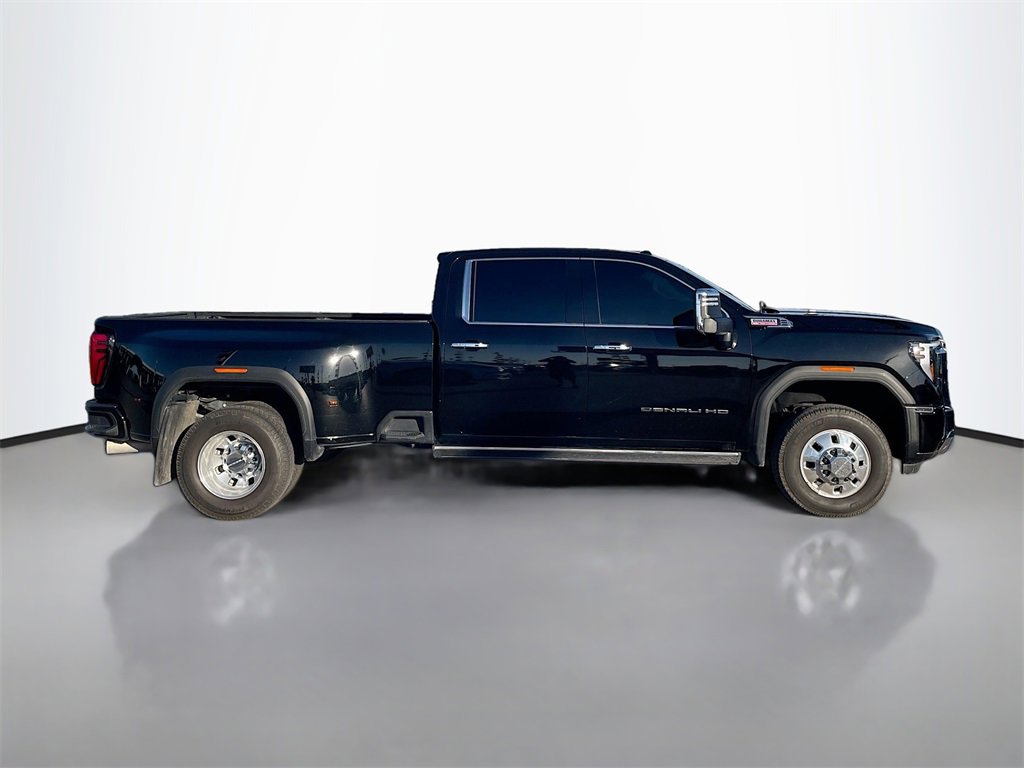 Used 2024 GMC Sierra 3500 Denali w/ Denali Reserve Package image 8
