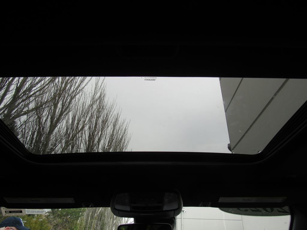 Used 2025 Dodge Durango GT image 31