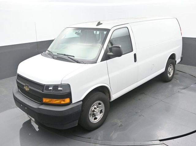 Used 2020 Chevrolet Express 2500 w/ Driver Convenience Package RWD image 16