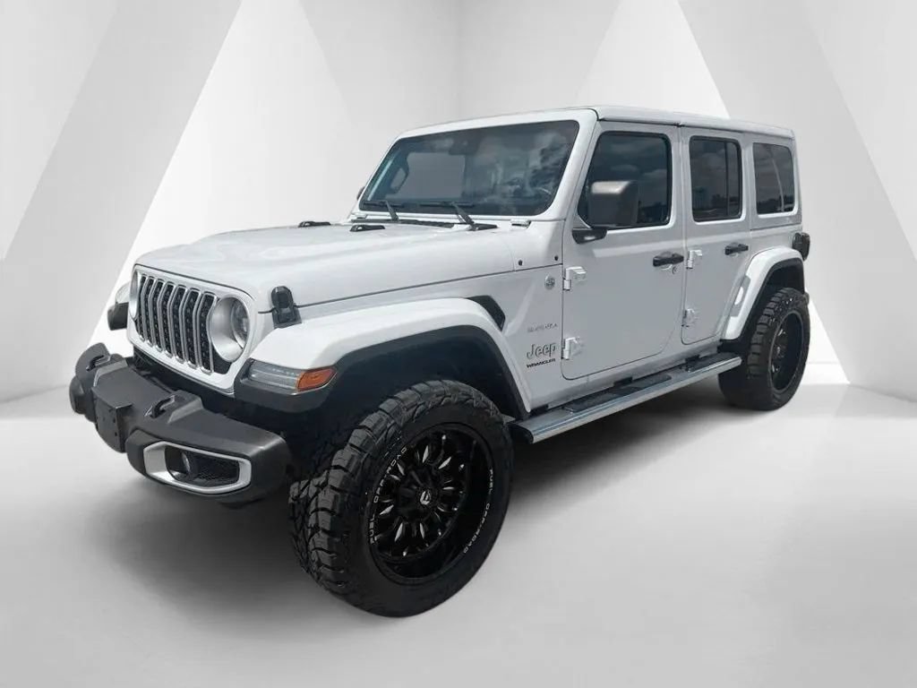 Used 2024 Jeep Wrangler Unlimited Sahara AWD/4WD image 3