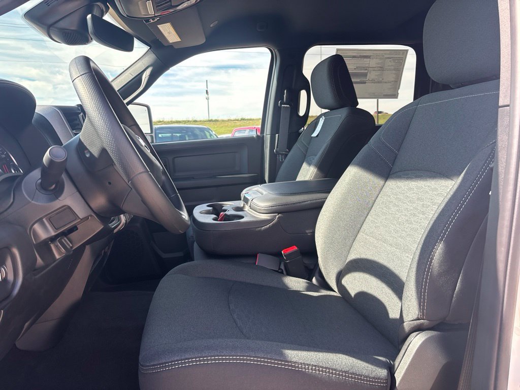 New 2027 RAM 3500 Tradesman AWD/4WD image 9