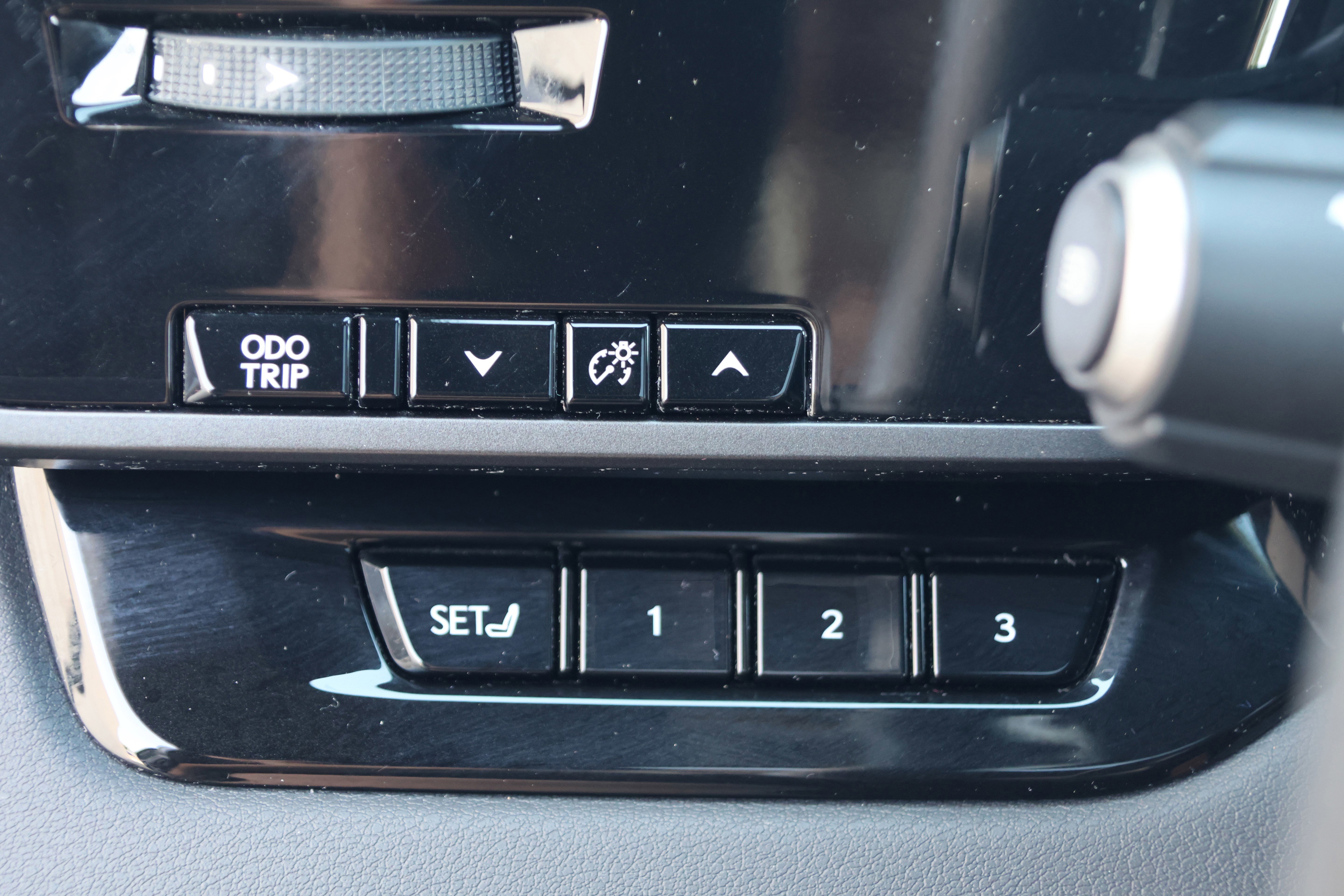 Used 2023 Lexus RX 350 F Sport w/ Cold Area Package AWD/4WD image 14