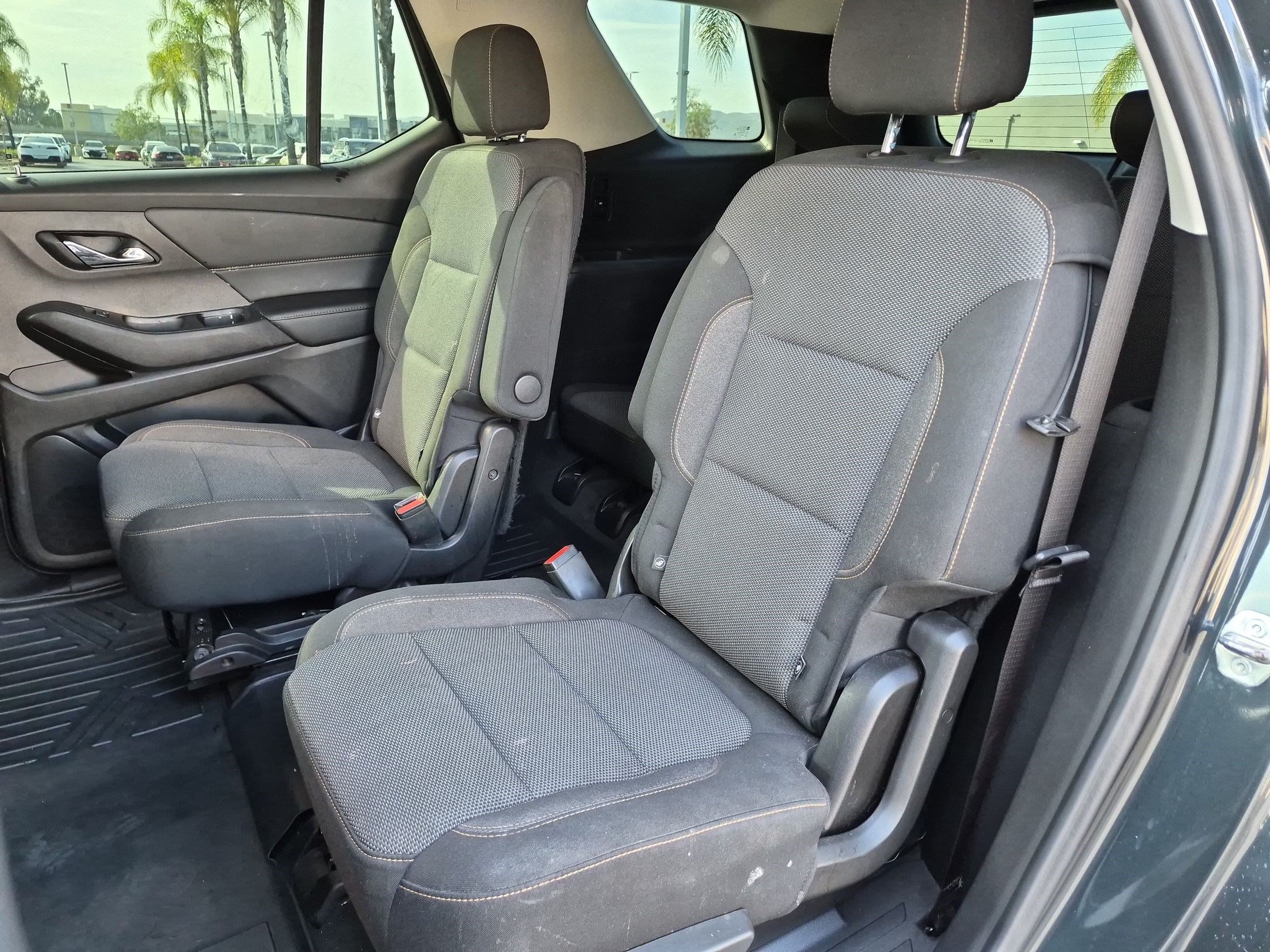 Used 2021 Chevrolet Traverse LT AWD/4WD image 28