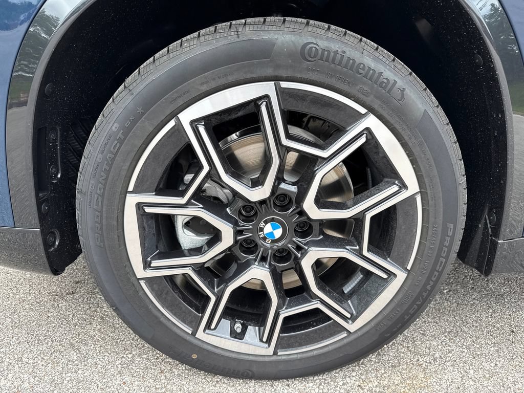 New 2026 BMW X1 xDrive28i w/ Technology Package AWD/4WD image 9