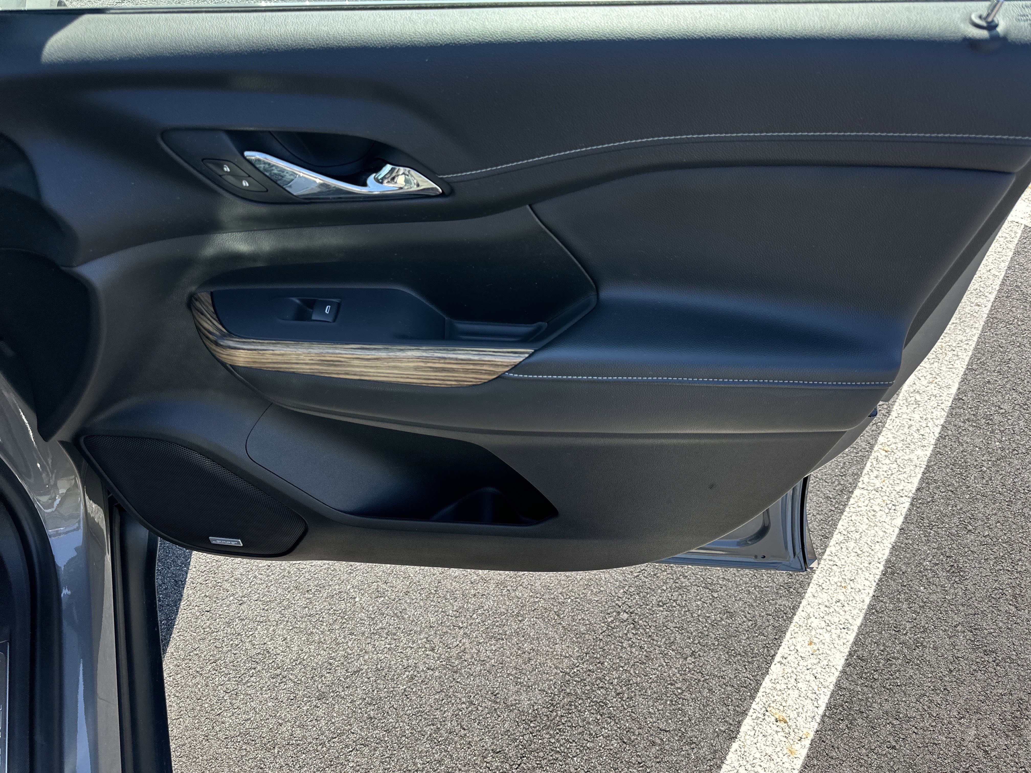 Certified 2019 GMC Acadia Denali w/ Technology Package image 15