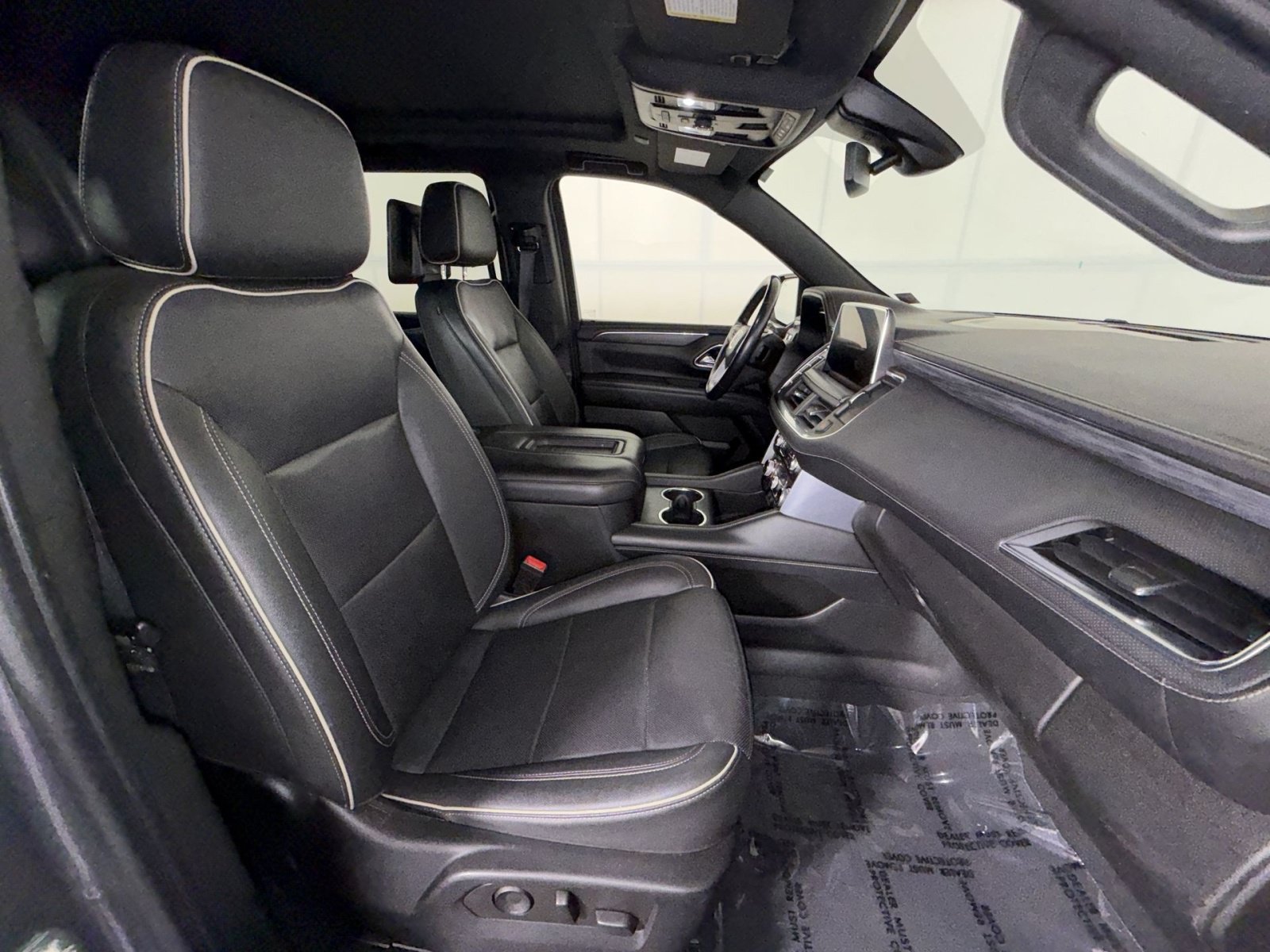 Used 2022 GMC Yukon SLT w/ SLT Premium Package AWD/4WD image 28