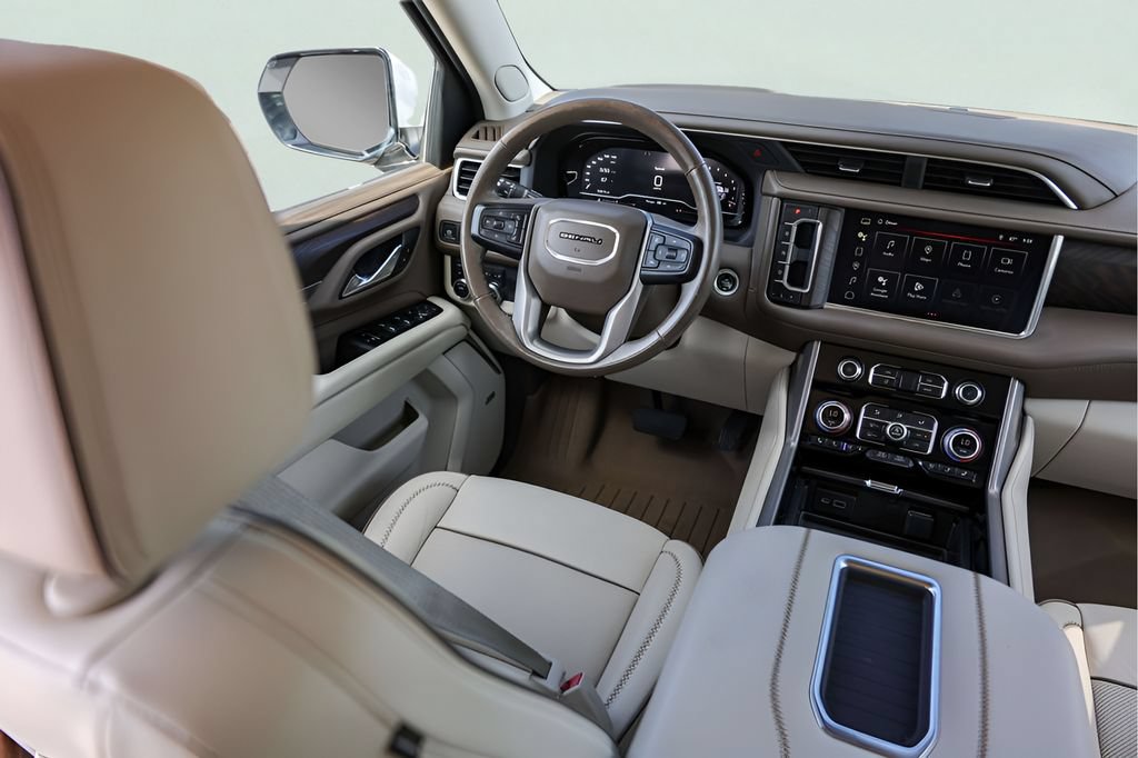Used 2022 GMC Yukon Denali AWD/4WD image 30