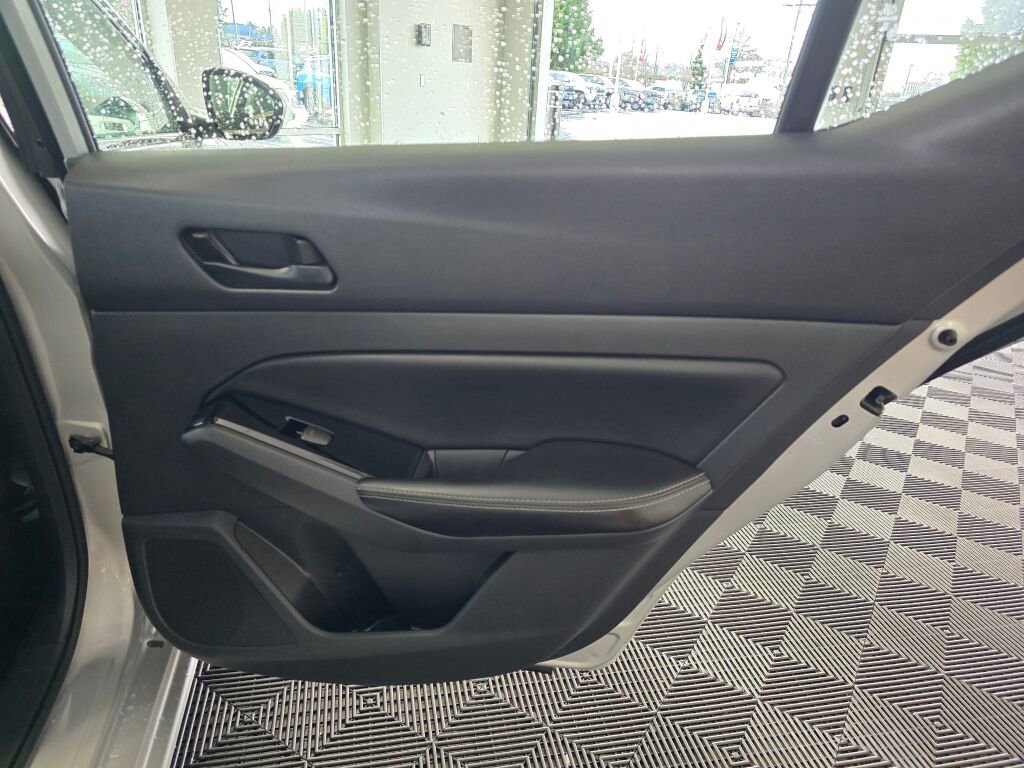 Used 2023 Nissan Altima 2.5 SV image 42