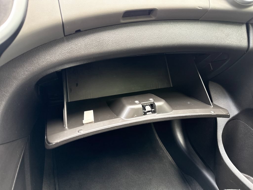 Used 2018 Chevrolet Sonic LT FWD image 31