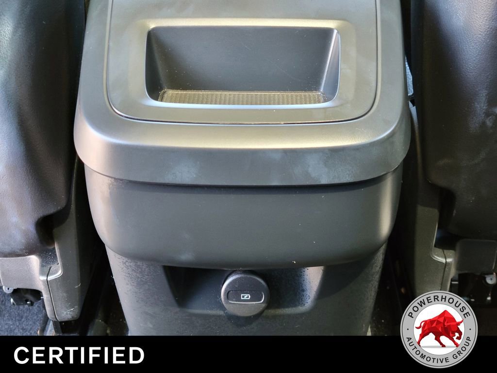 Used 2024 Volvo XC60 B5 Plus image 18