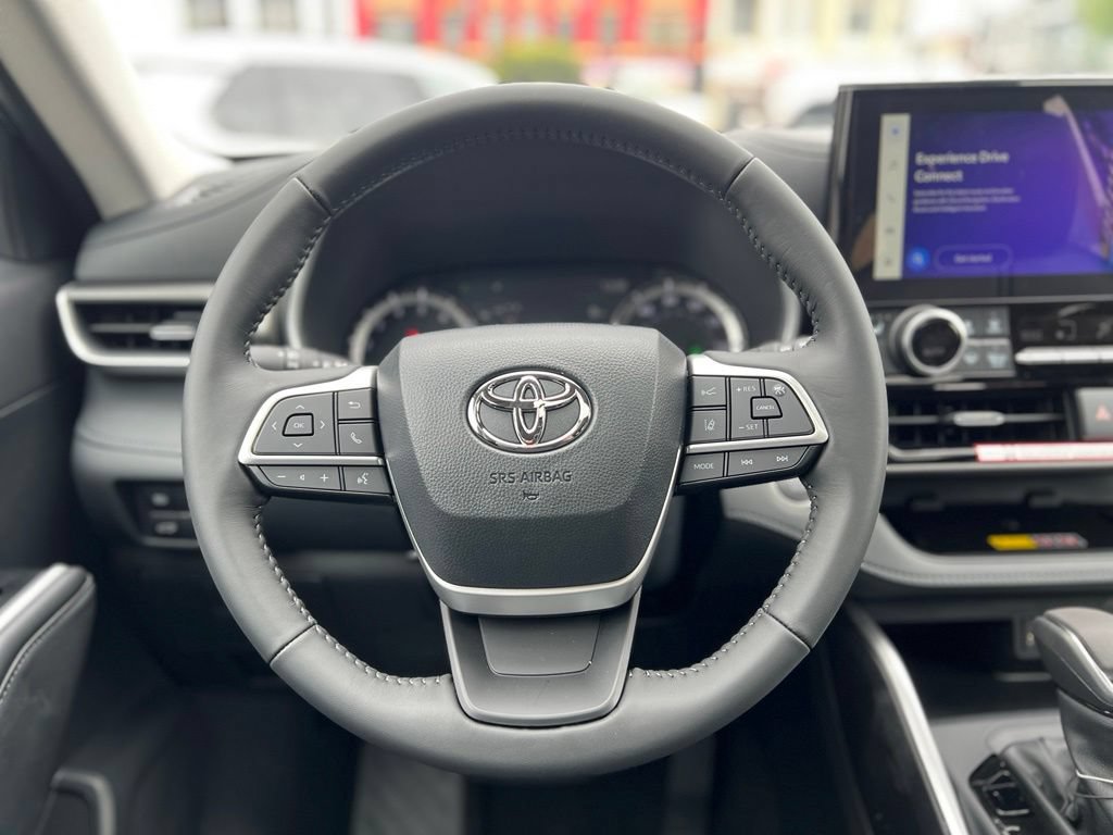 New 2026 Toyota Highlander XLE AWD/4WD image 30