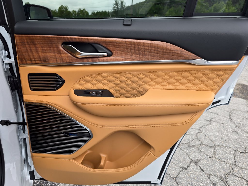 New 2027 Jeep Grand Cherokee Summit AWD/4WD image 37