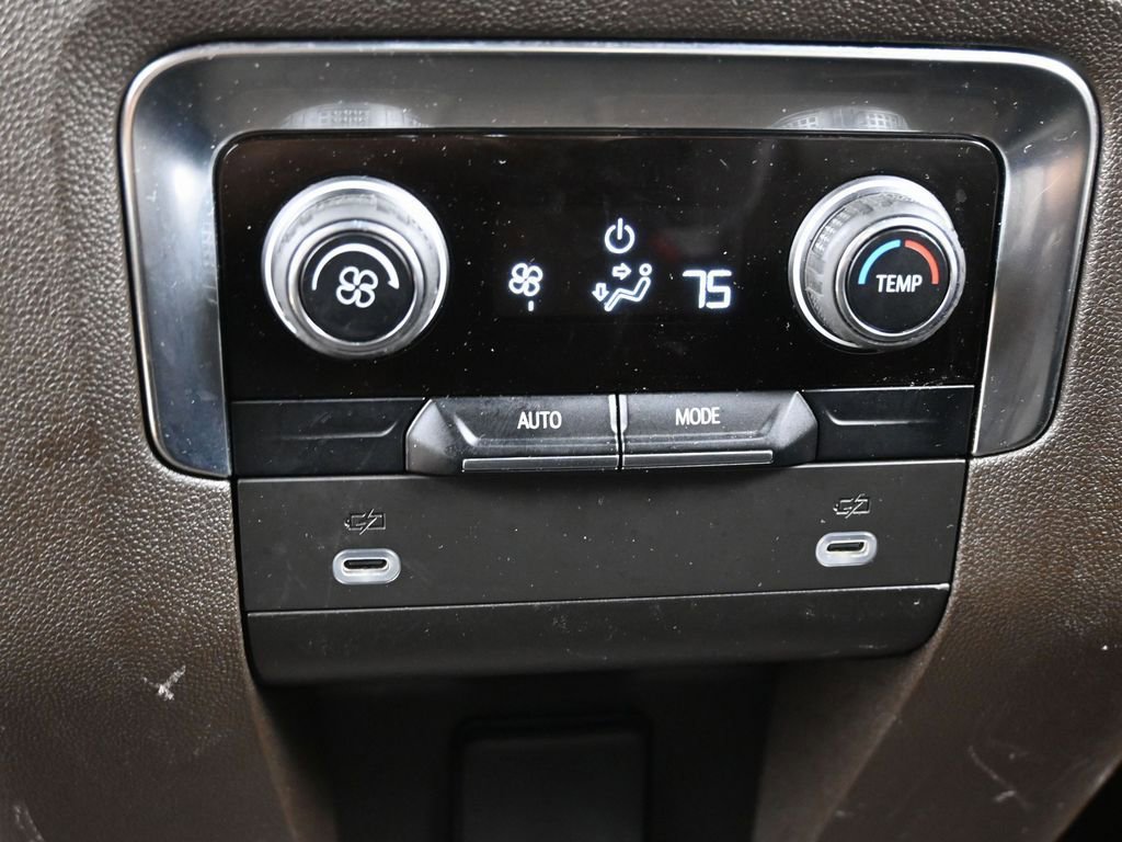 Used 2023 Chevrolet Tahoe LT image 34