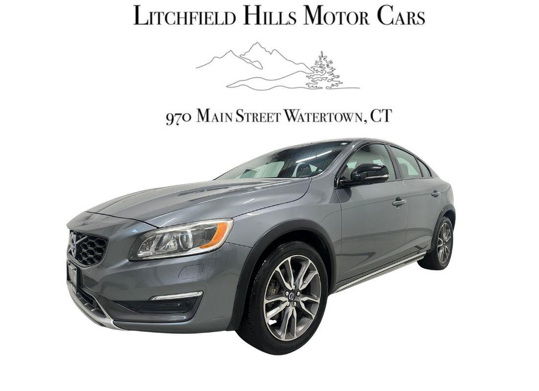 Used 2016 Volvo S60 T5 Cross Country Platinum image 1