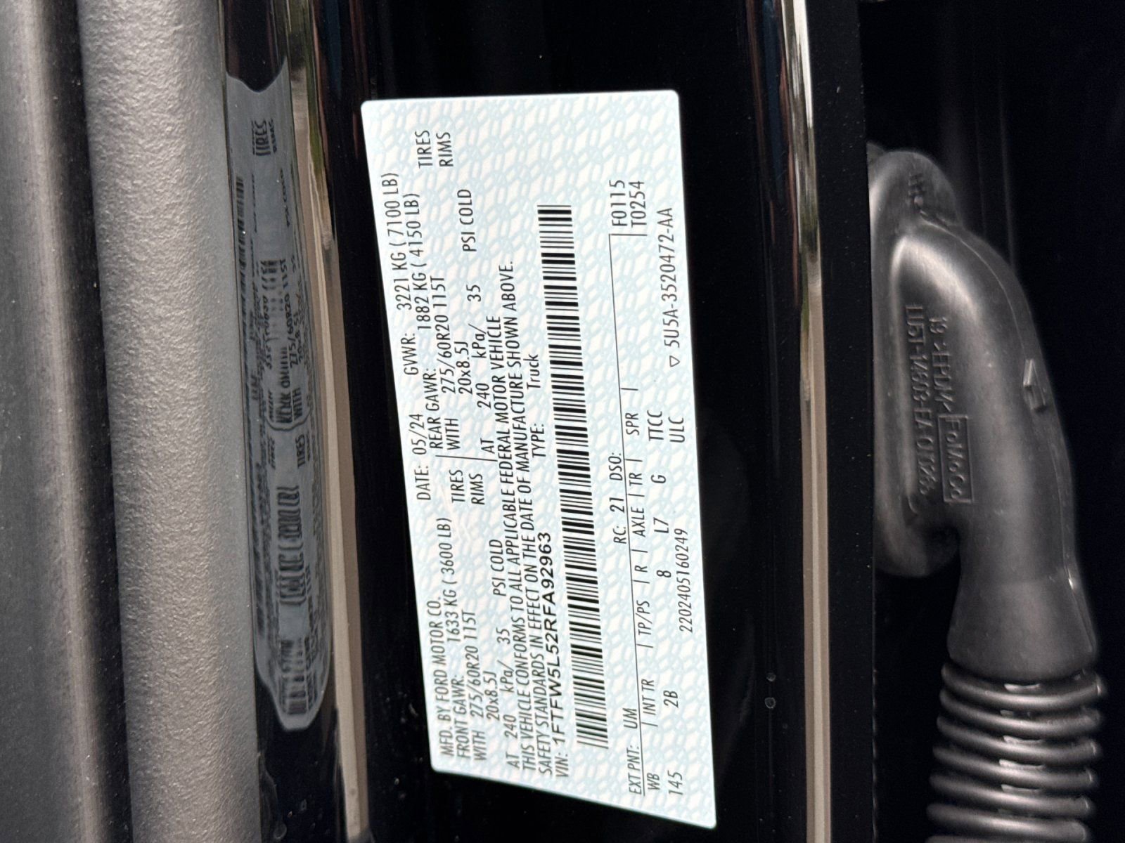 Used 2024 Ford F150 Lariat w/ Equipment Group 502A High image 39