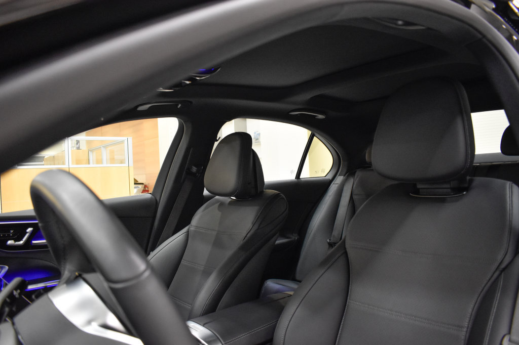 Certified 2026 Mercedes-Benz C 300 4MATIC Sedan image 2