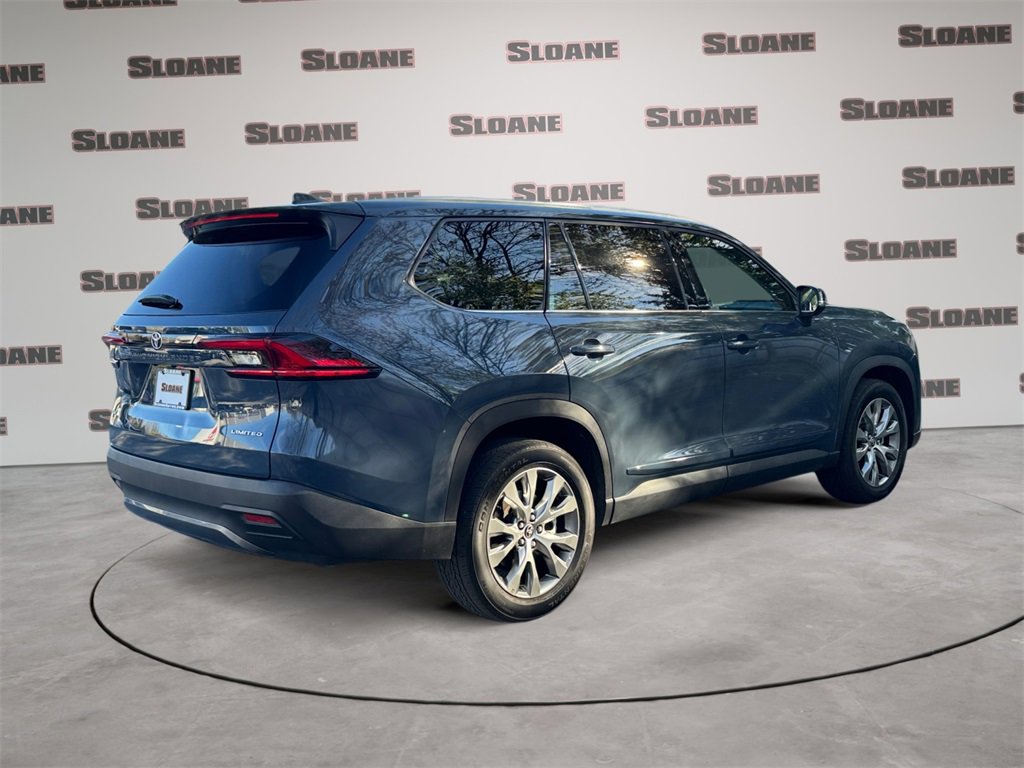 Used 2025 Toyota Grand Highlander AWD image 5