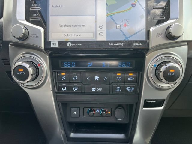 Used 2022 Toyota 4Runner Limited AWD/4WD image 23