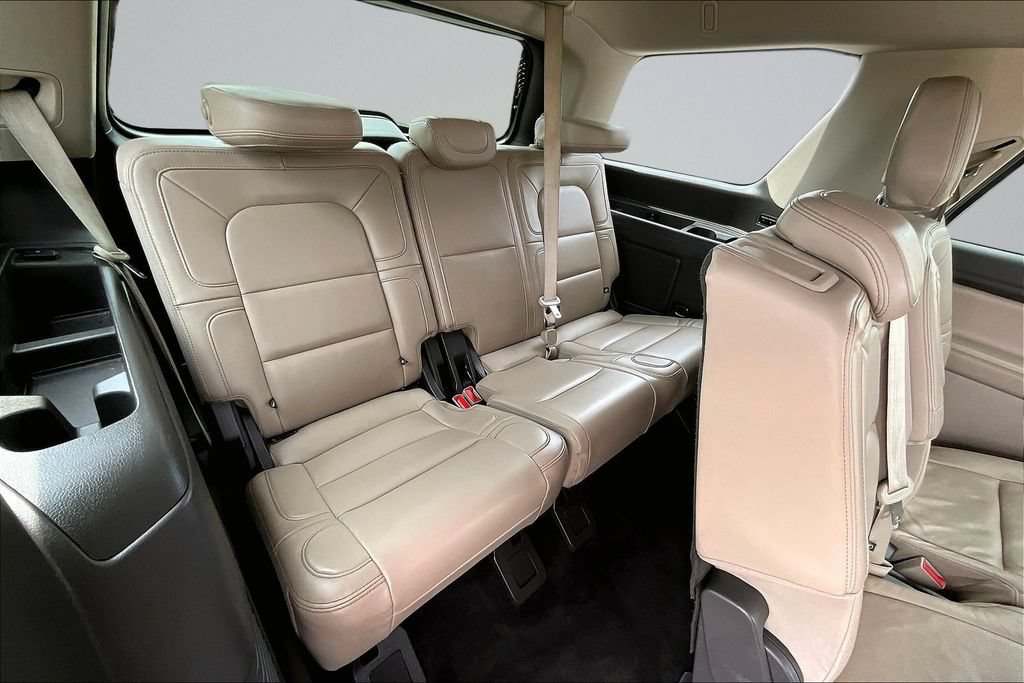Used 2022 Lincoln Navigator Reserve AWD/4WD image 26