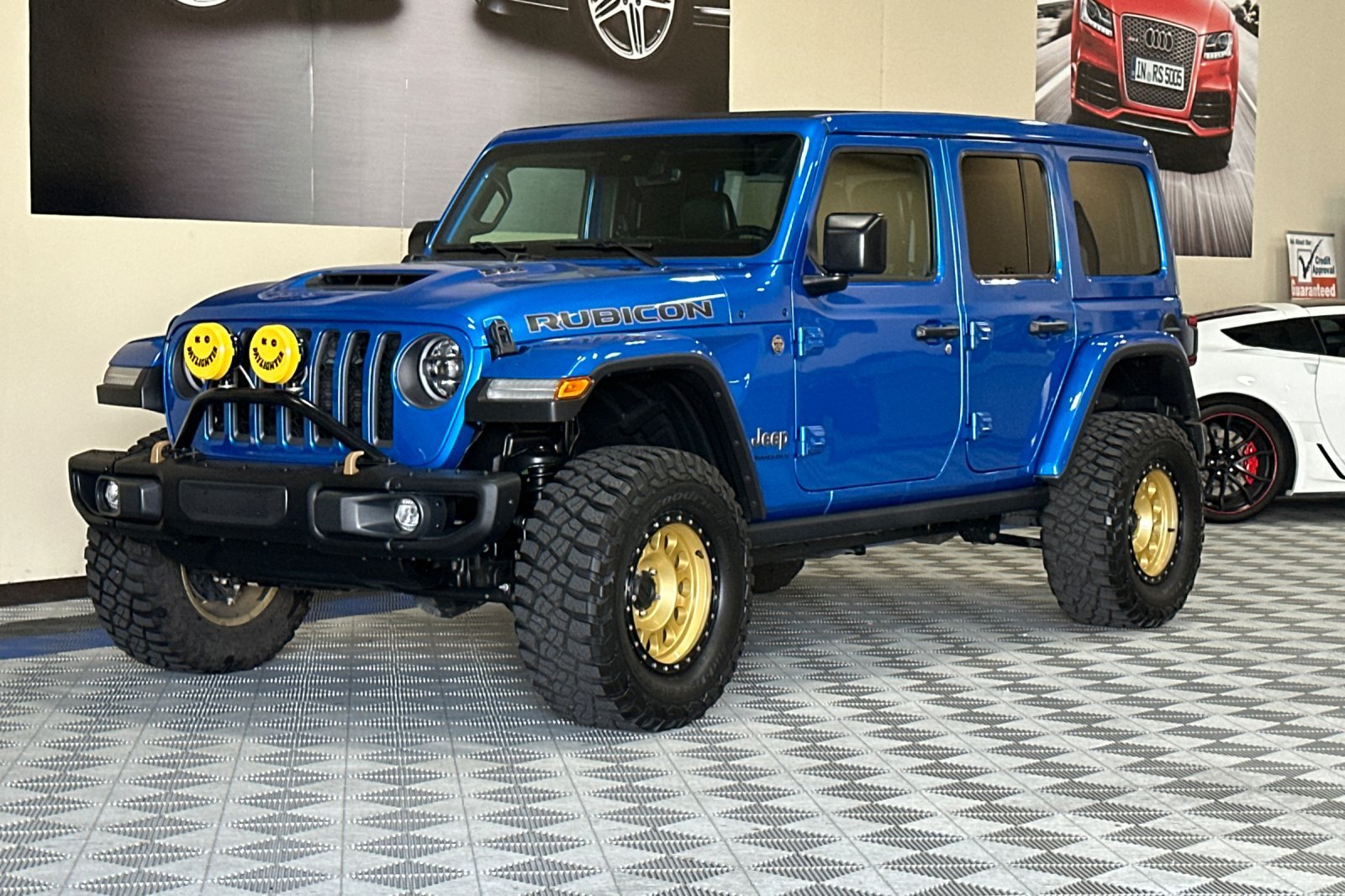 Used 2023 Jeep Wrangler Unlimited Rubicon 392 w/ Trailer Tow Package AWD/4WD image 8