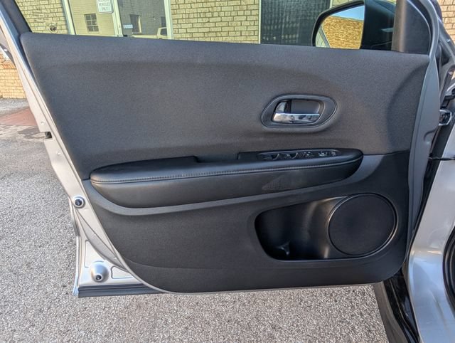 Used 2019 Honda HR-V Sport image 13