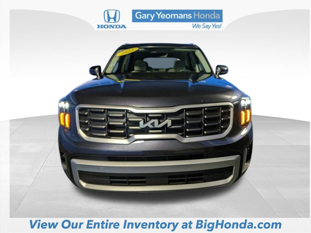 Used 2025 Kia Telluride S FWD image 10