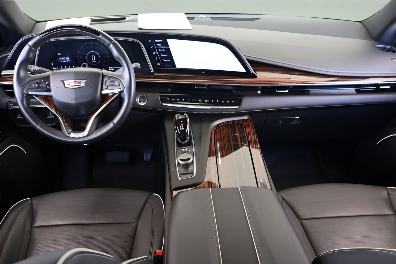 Certified 2024 Cadillac Escalade ESV Premium Luxury image 15