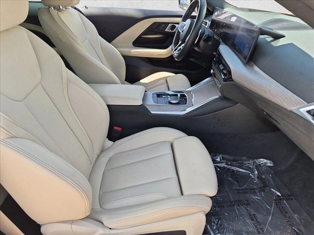 Used 2025 BMW M240i xDrive Coupe w/ Premium Package AWD/4WD image 27