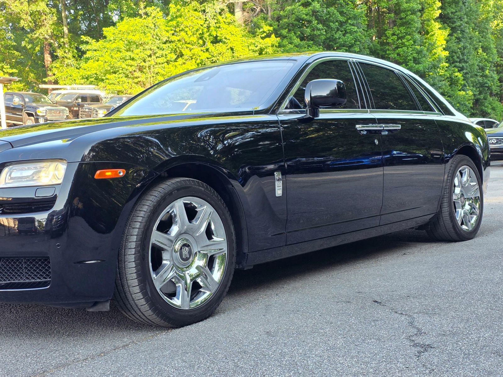 Used 2011 Rolls-Royce Ghost RWD image 3