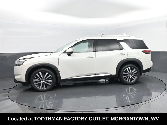 Used 2022 Nissan Pathfinder Platinum w/ Cargo Package AWD/4WD image 5