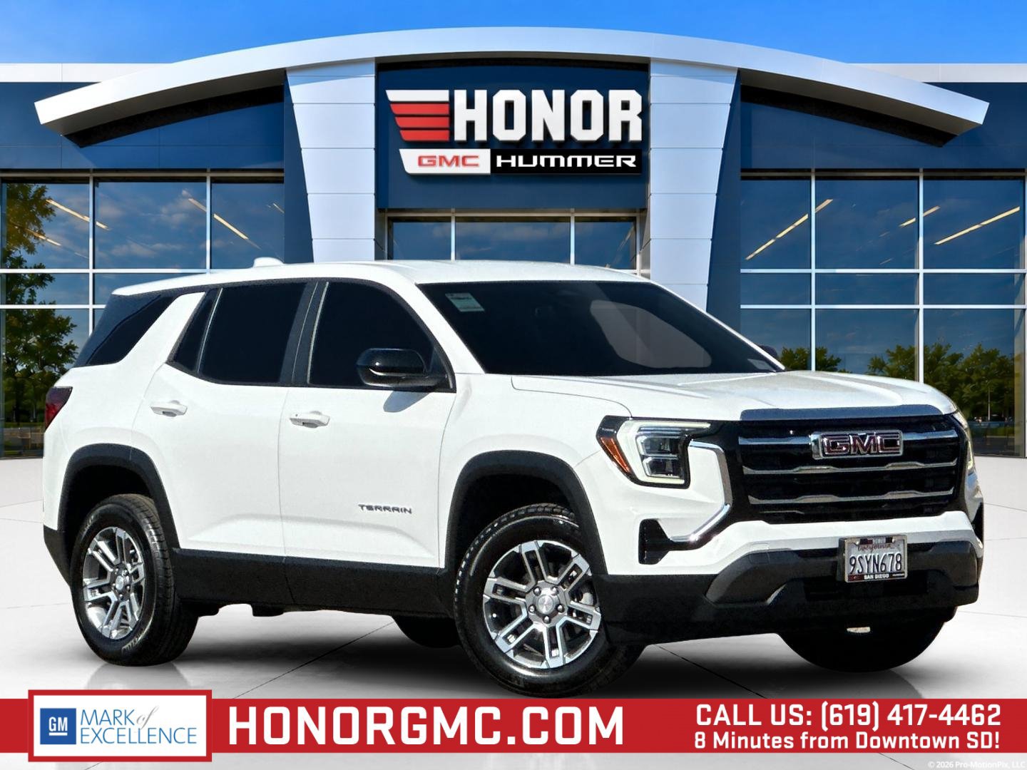 Used 2025 GMC Terrain Elevation AWD/4WD image 1