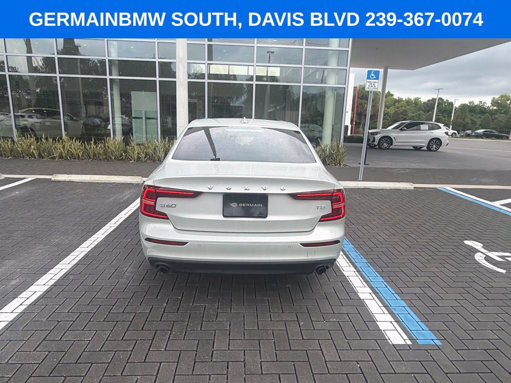 Used 2020 Volvo S60 T5 Momentum FWD image 7