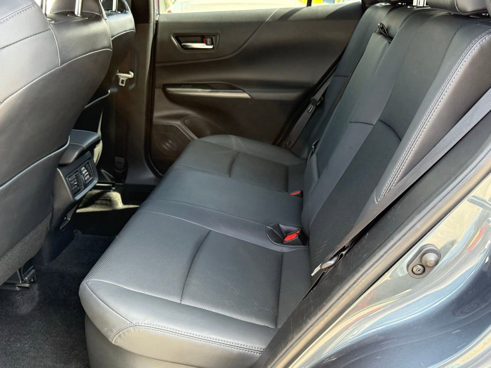 Used 2023 Toyota Venza Limited AWD/4WD image 40