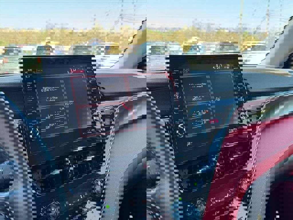 Used 2021 Toyota Camry XSE image 23