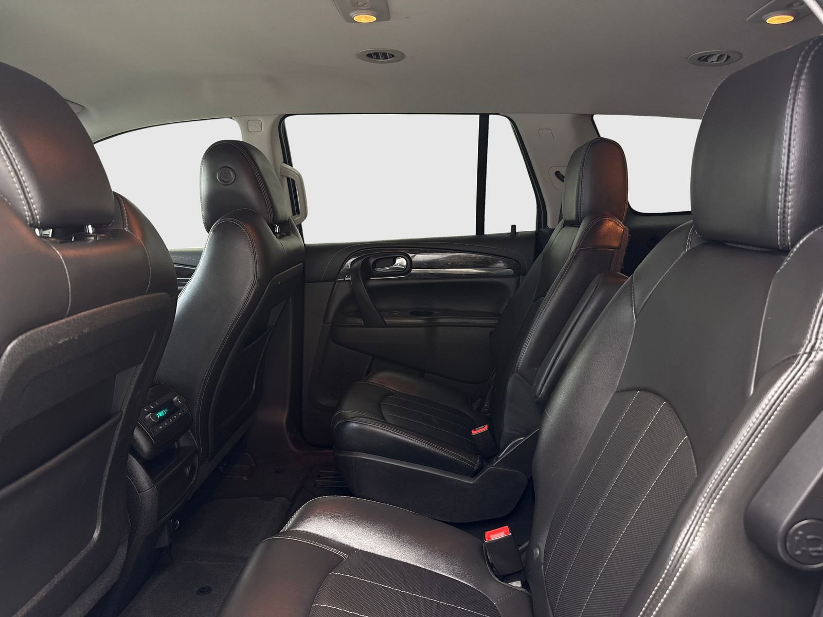 Used 2017 Buick Enclave Premium image 40