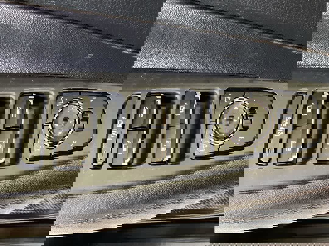 Used 2023 Hyundai Santa Fe SEL image 16