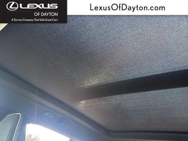 Used 2021 Volvo XC40 T5 R-Design w/ Climate Package image 33