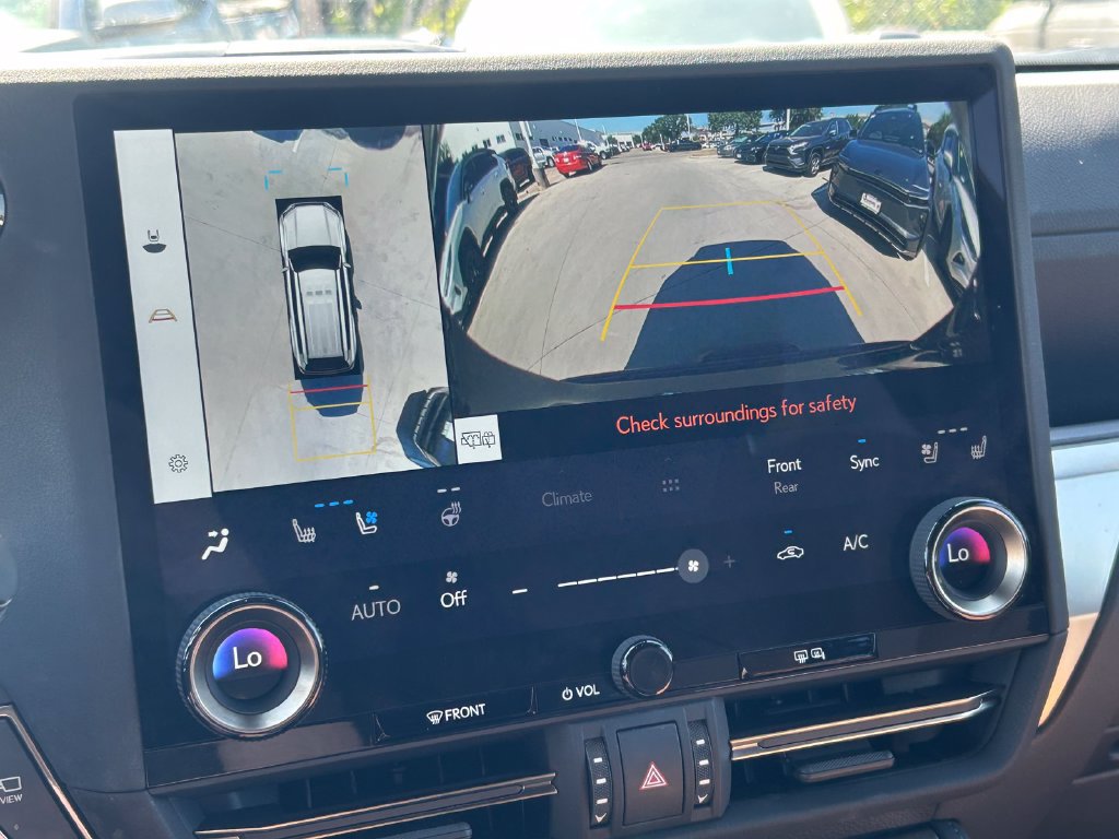 Used 2025 Lexus GX 550 AWD/4WD image 38