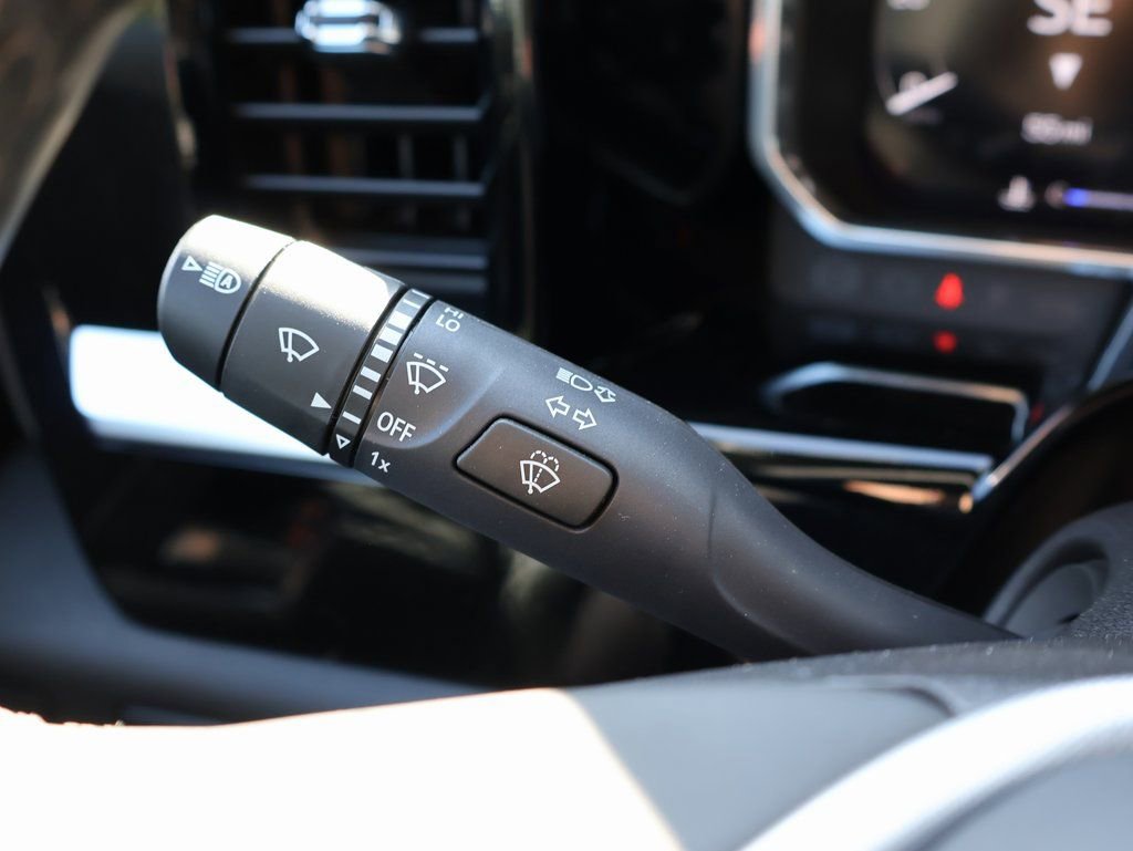 New 2026 GMC Sierra 1500 Elevation image 18