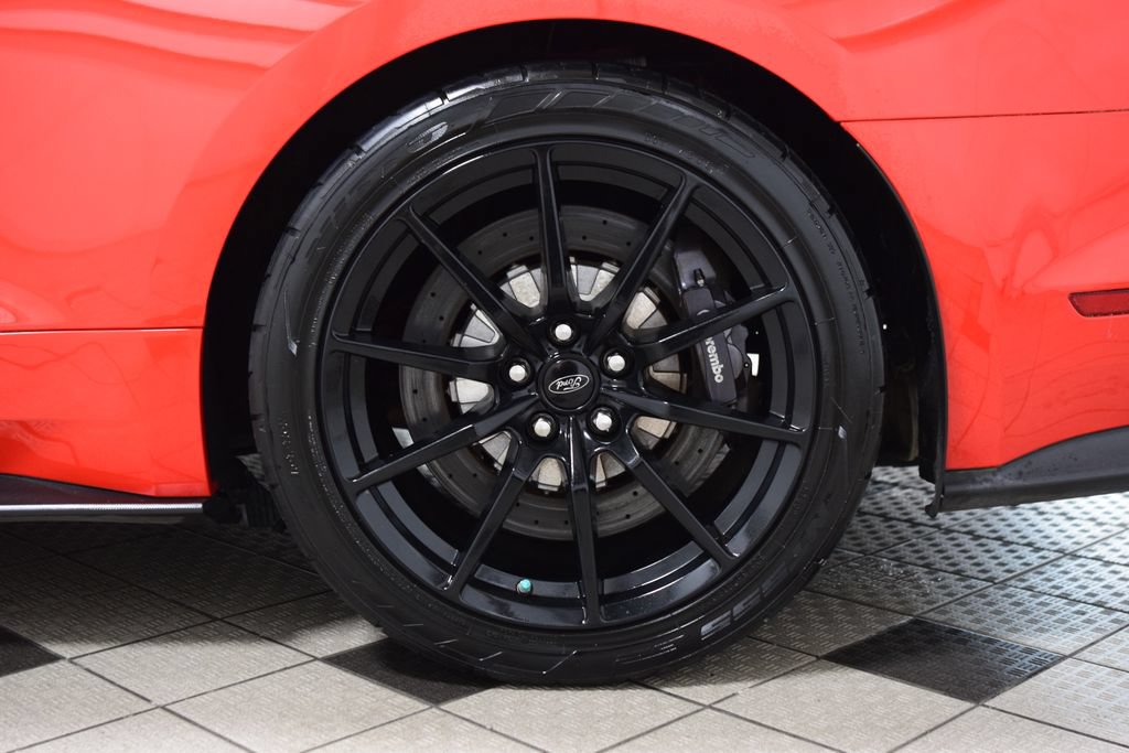 Used 2016 Ford Mustang Shelby GT350 w/ Technology Package RWD image 26
