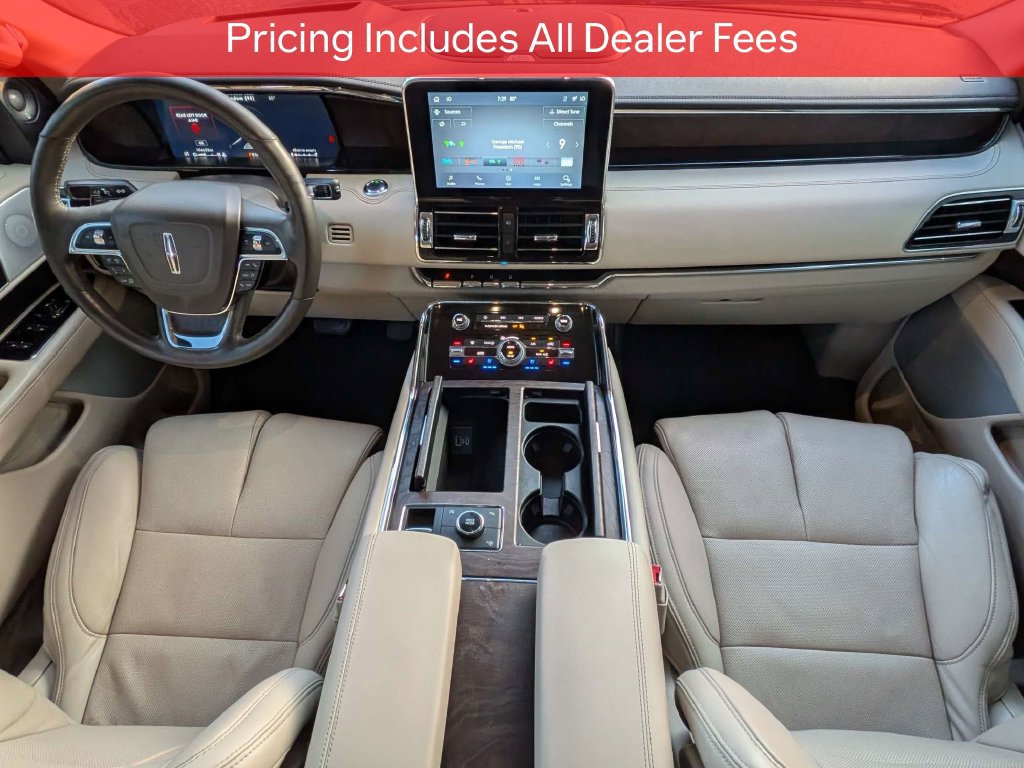 Used 2021 Lincoln Navigator L Reserve w/ Luxury Package AWD/4WD image 16