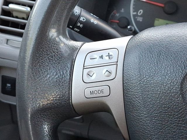 Used 2013 Toyota Corolla LE FWD image 22