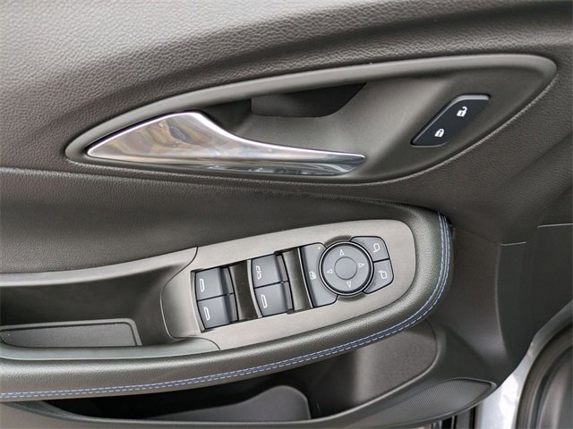 Used 2025 Buick Encore GX Sport Touring w/ Experience Buick Package image 16