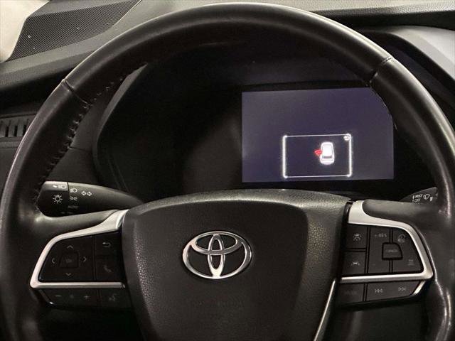 Used 2024 Toyota Grand Highlander XLE image 20