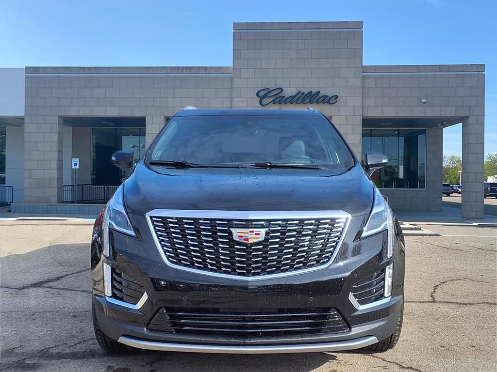 New 2026 Cadillac XT5 Premium Luxury image 2