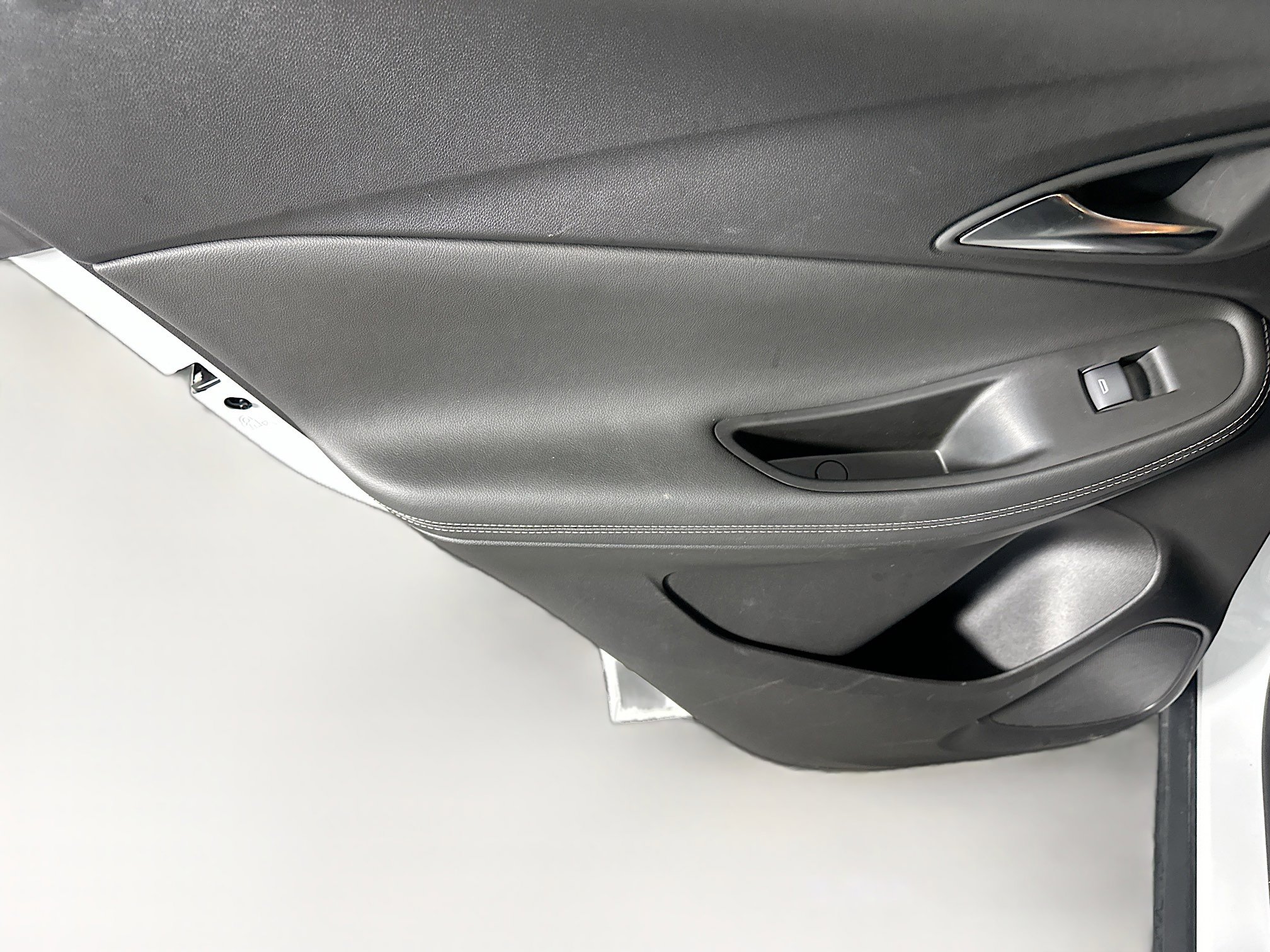 Used 2025 Buick Encore GX Preferred image 26