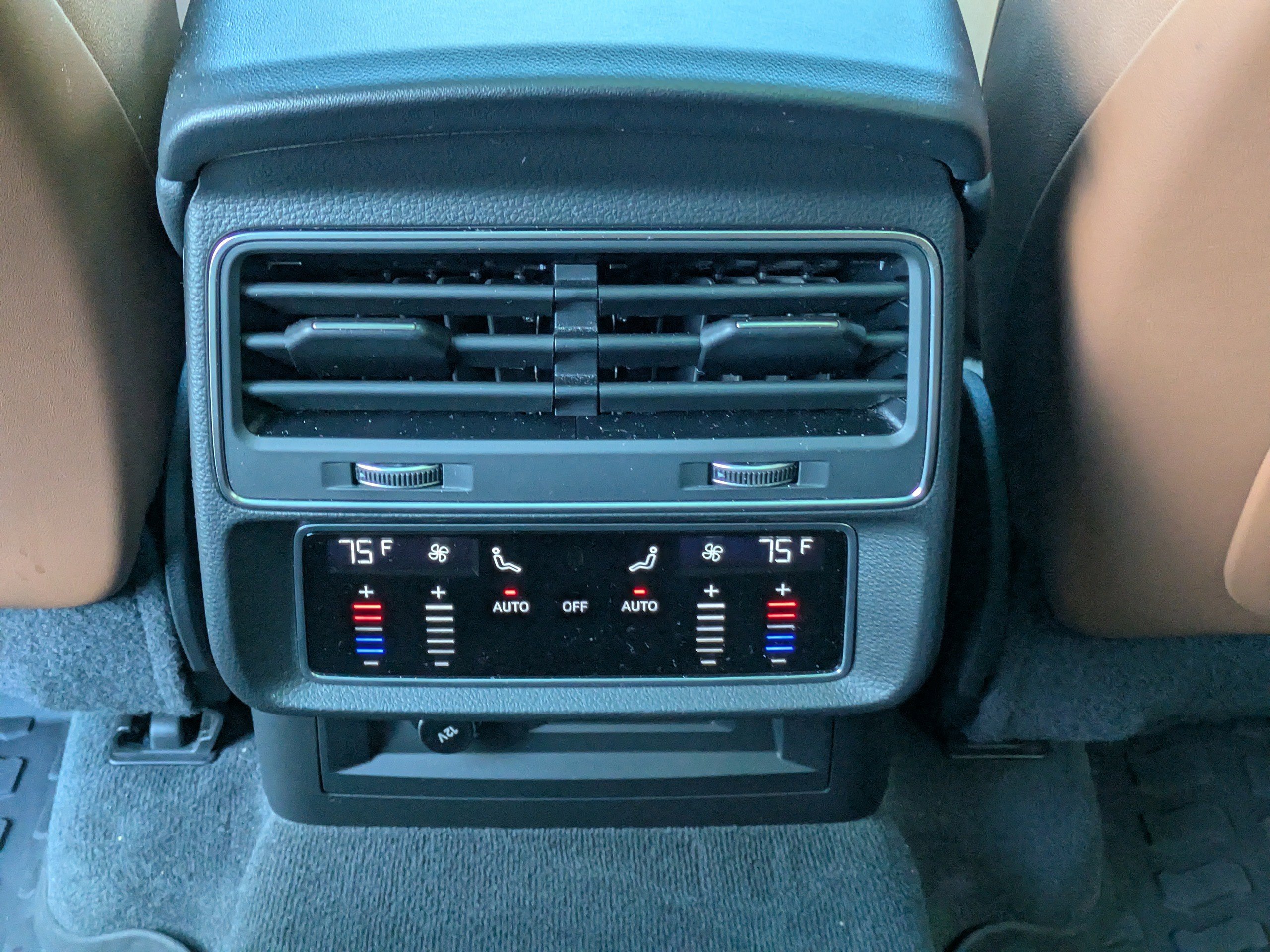 Used 2022 Audi Q8 Premium Plus image 15