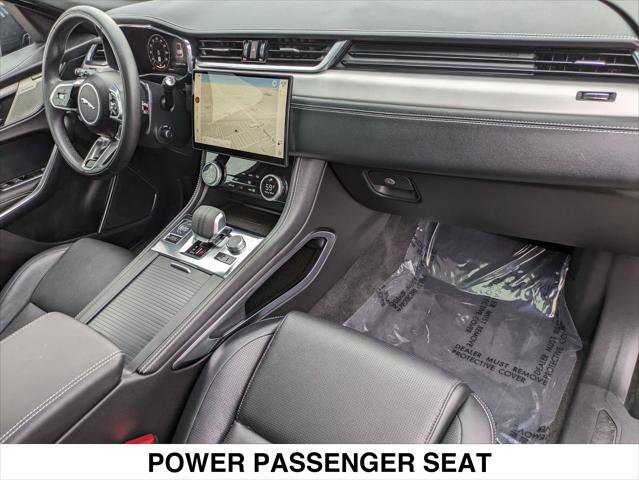 Used 2024 Jaguar F-PACE R-Dynamic S image 35