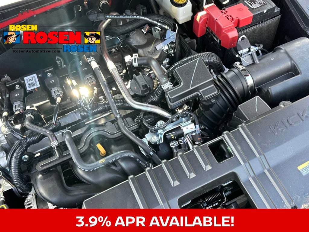 New 2025 Nissan Kicks SR image 30