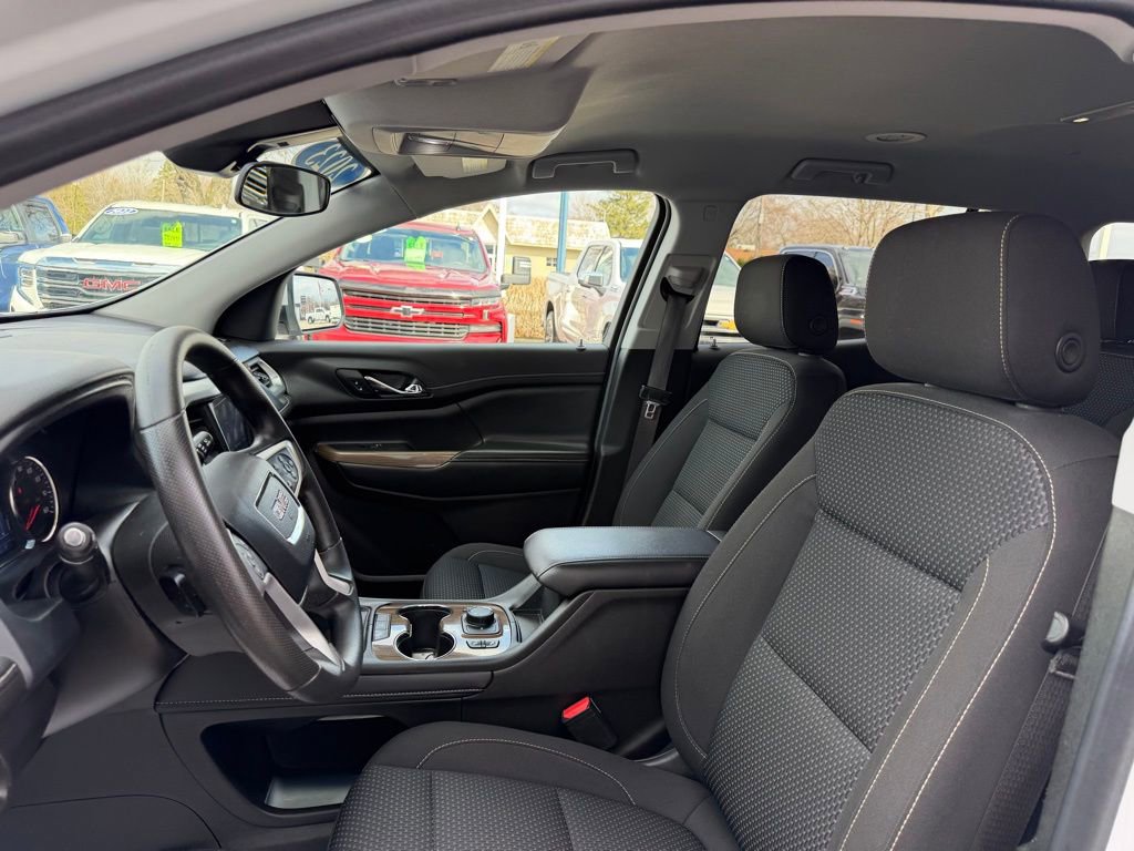 Certified 2023 GMC Acadia SLE w/ Driver Convenience Package FWD image 16